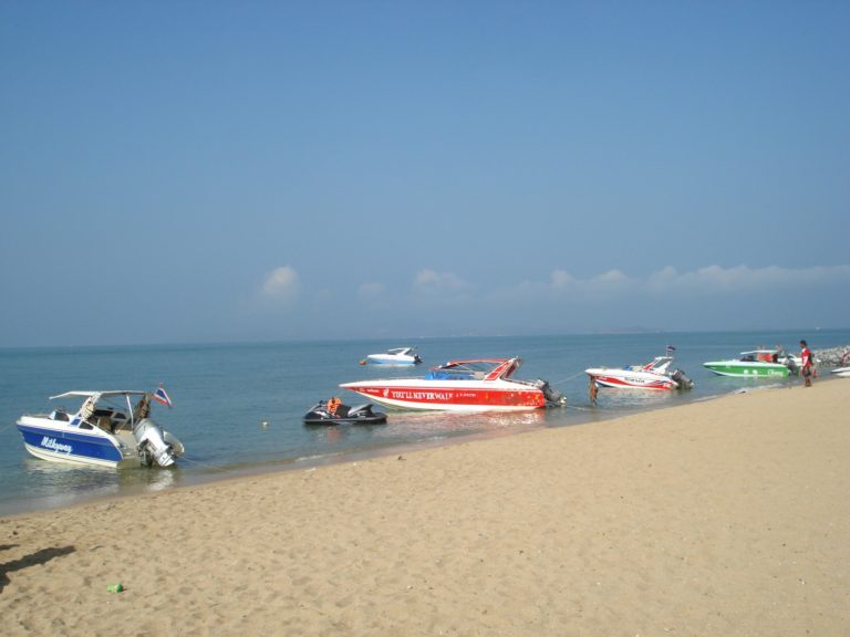 Dongtan and Pattaya Park Beaches